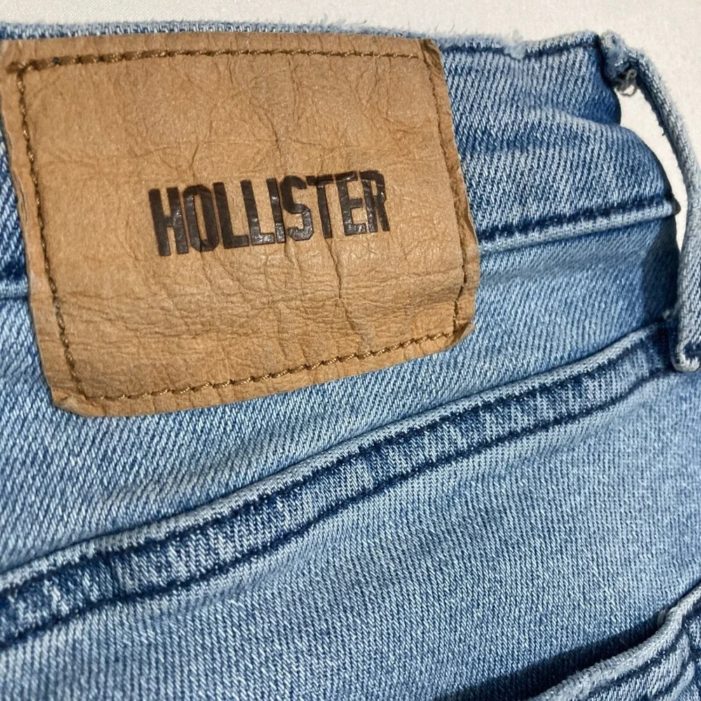 Hollister Vintage Straight Advanced Stretch Distressed Jeans Mens 32x30 Holes